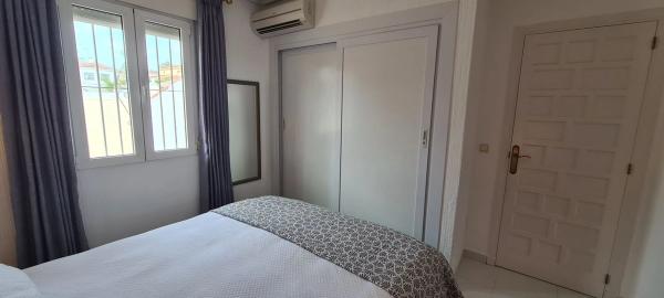 Casa independiente en avenida de La Costa Azul, 32