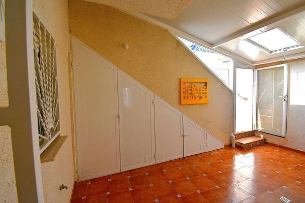 Chalet pareado en calle Río Miño, 16