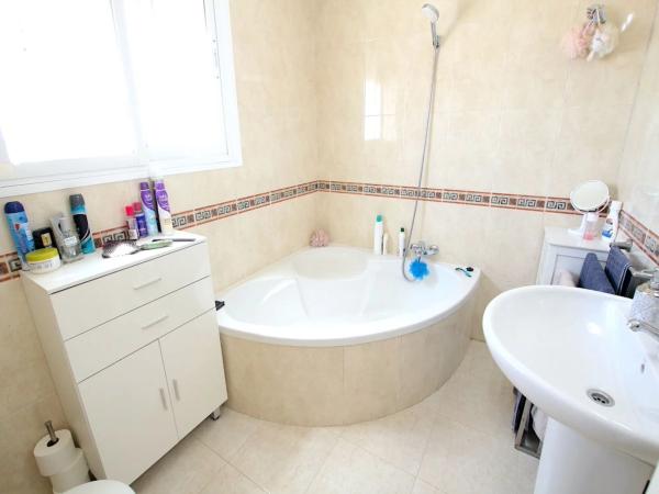 Chalet pareado en calle Tarragona