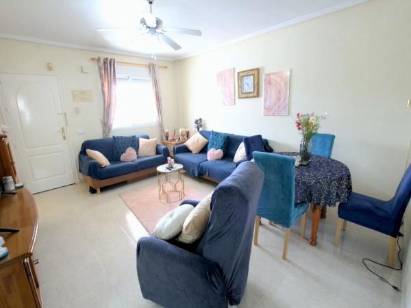 Chalet adosado en Urbanización Scandia