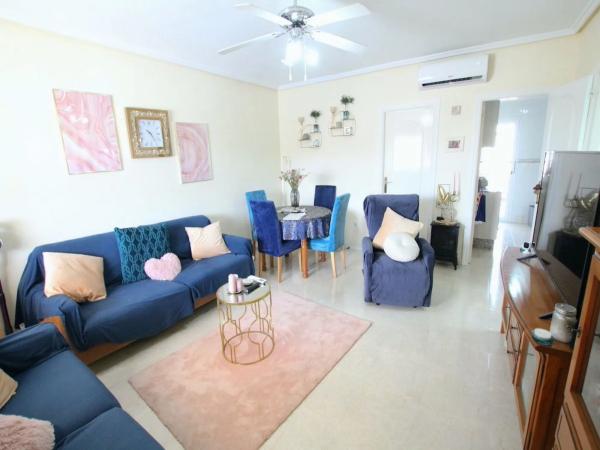 Chalet adosado en Urbanización Scandia