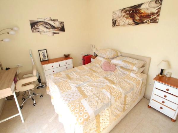 Chalet adosado en Urbanización Scandia