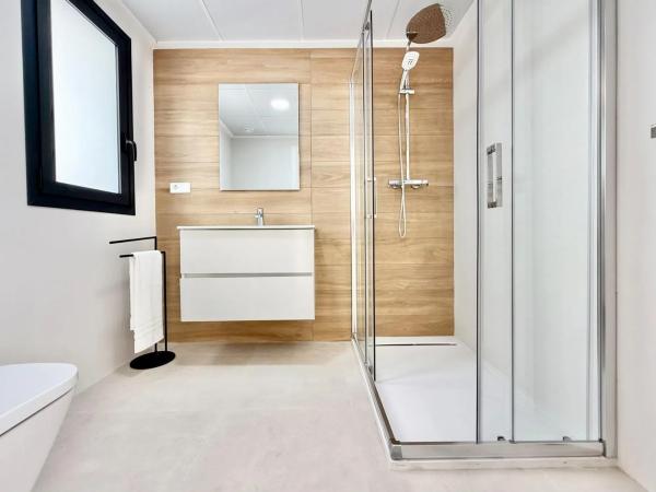 Casa independiente en calle Dinamarca