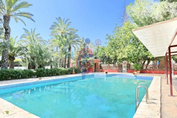 Casa independiente en carretera Nacional N-340