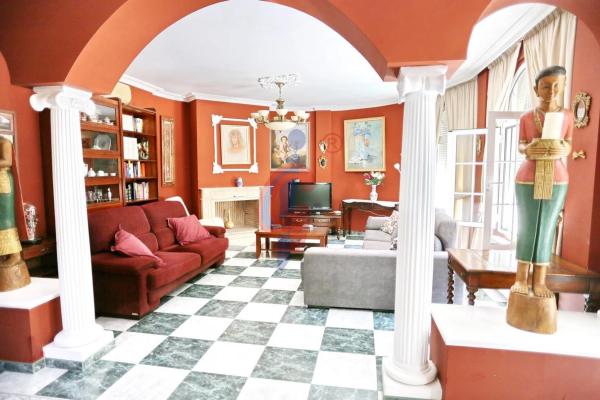 Casa independiente en carretera Nacional N-340