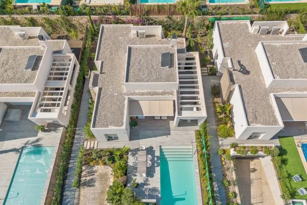 Chalet pareado en calle Daya Vieja