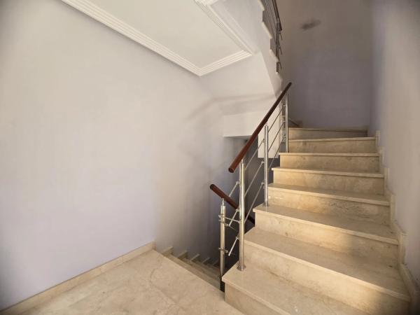 Chalet pareado en calle Orihuela