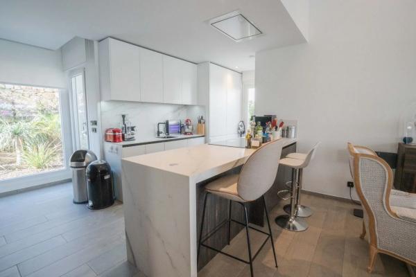 Casa independiente en Dolores s/n