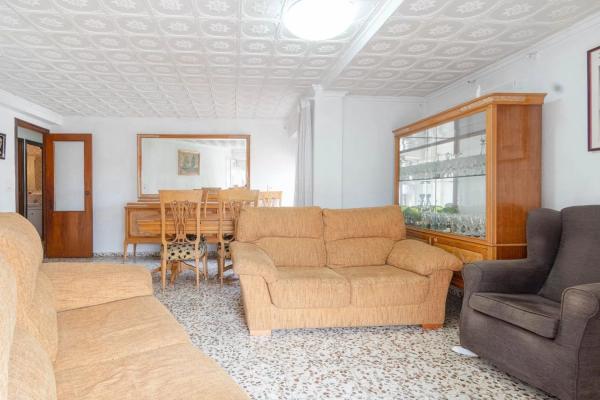 Piso en calle Nueve de Octubre