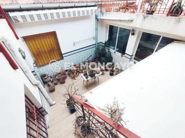 Casa de pueblo en calle Carlos Ibáñez