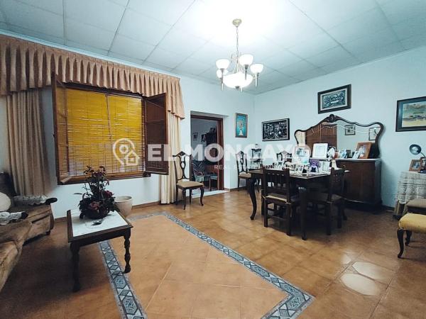 Casa de pueblo en calle Carlos Ibáñez