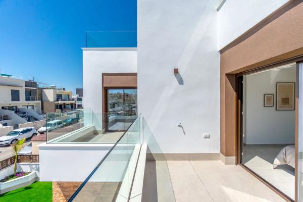 Chalet adosado en calle Corazón de Jesús, 27