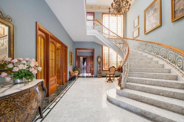 Casa independiente en paseo de la Estación Médico Manuel Samper