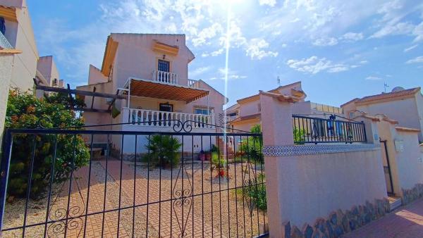 Chalet en Ciudad Quesada