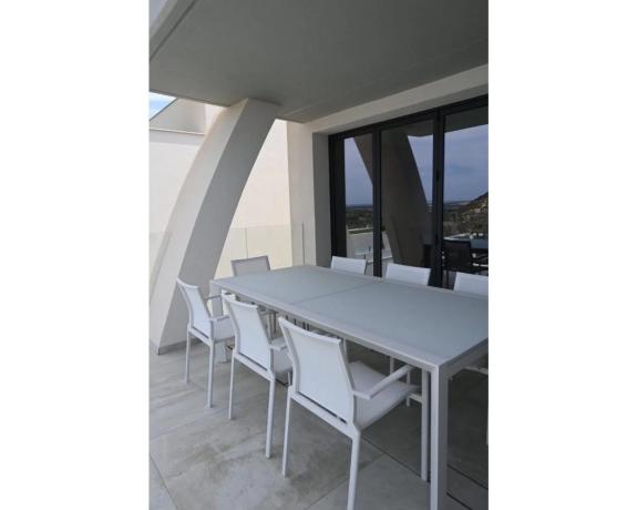 Piso en avenida de las Naciones s/n