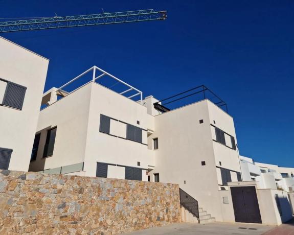 Piso en avenida de las Naciones s/n