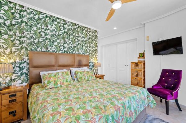 Casa independiente en calle Quevedo, 22