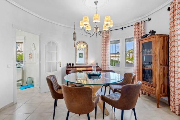 Casa independiente en calle Quevedo, 22