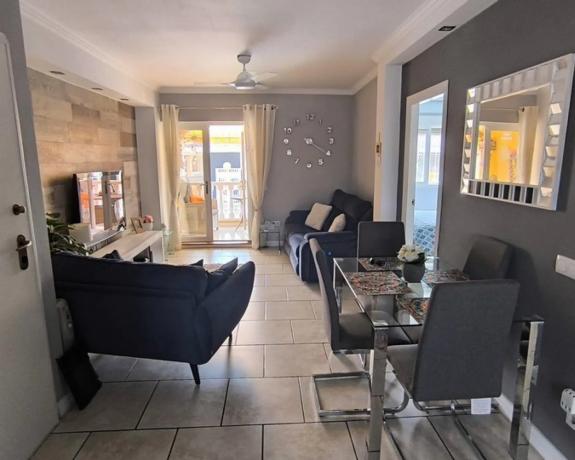 Piso en calle Santiago de Compostela Número 1 s/n