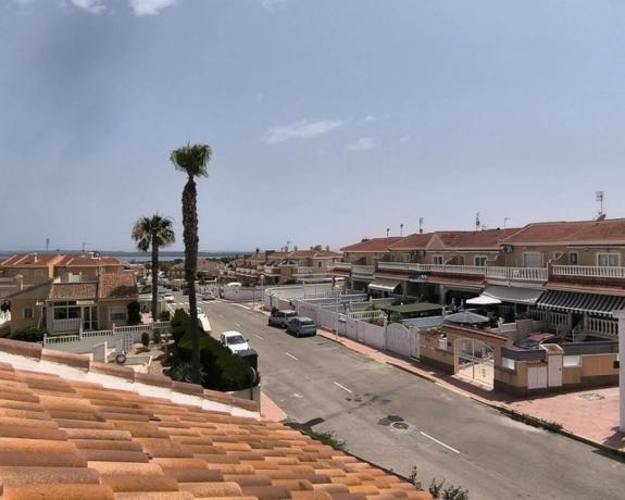 Piso en calle Santiago de Compostela Número 1 s/n