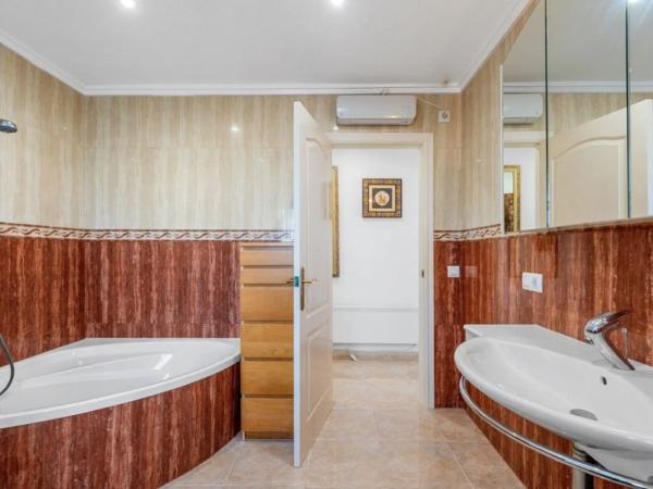 Casa independiente en calle Costabella