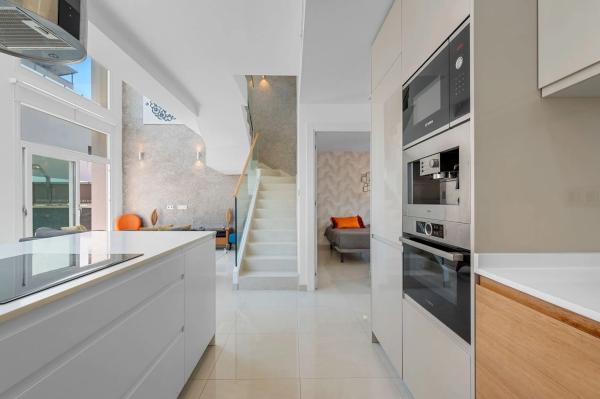 Casa independiente en avenida de Argentina, 33