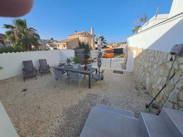 Casa independiente en calle Pilar