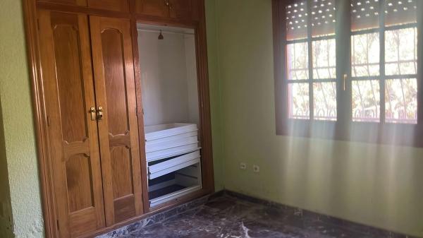 Casa independiente en Cl Dr Giner Reus, 3