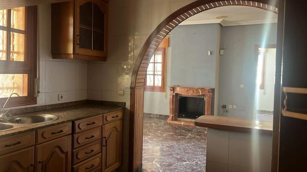 Casa independiente en Cl Dr Giner Reus, 3