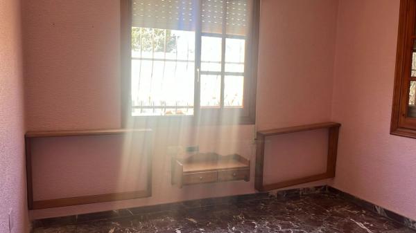 Casa independiente en Cl Dr Giner Reus, 3