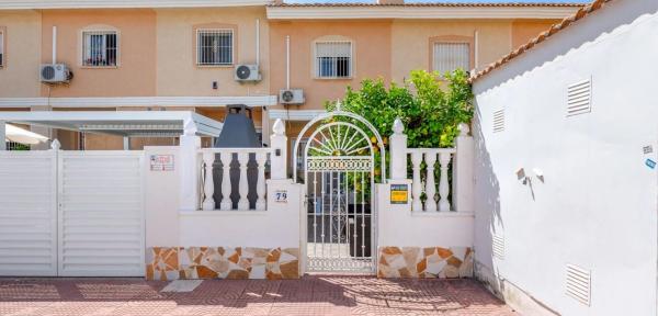 Chalet adosado en calle Lugo Numero 1 s/n