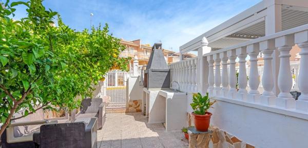 Chalet adosado en calle Lugo Numero 1 s/n