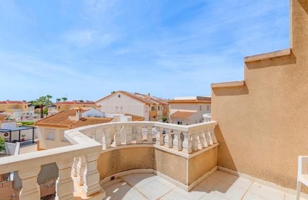 Chalet adosado en calle Lugo Numero 1 s/n