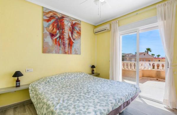 Chalet adosado en calle Lugo Numero 1 s/n