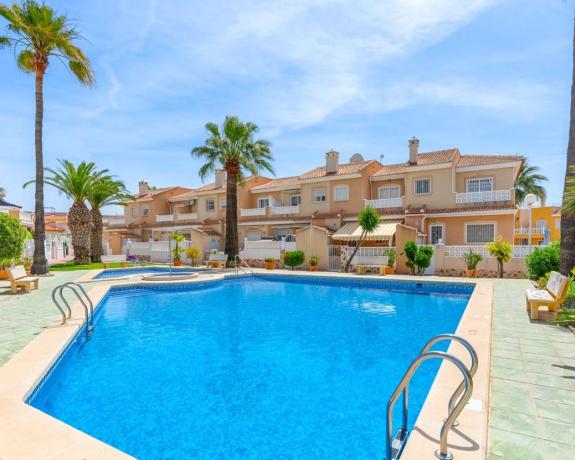 Chalet adosado en calle Bilbao s/n