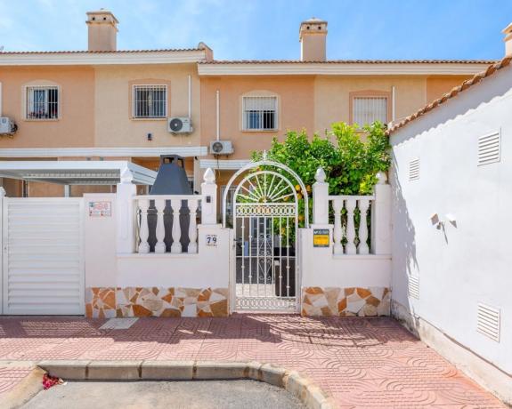 Chalet adosado en calle Bilbao s/n