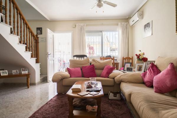 Casa independiente en calle Faro de Malta, 3