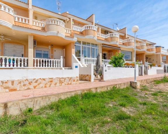 Chalet adosado en calle Bilbao s/n