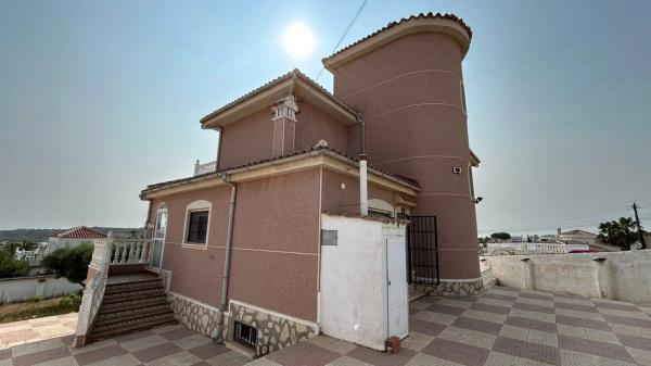 Casa independiente en calle Lugar Sector, 73