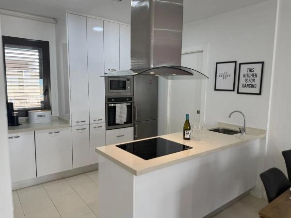 Casa independiente en avenida del Salvador