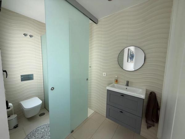 Casa independiente en avenida del Salvador