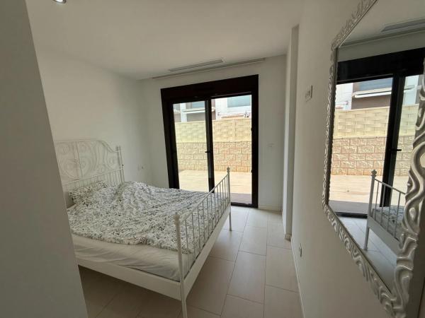 Casa independiente en avenida del Salvador