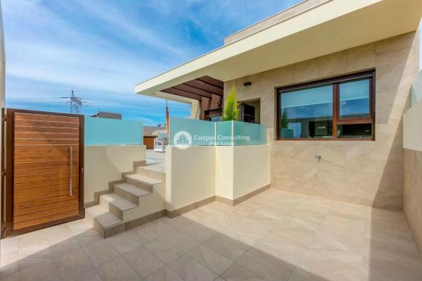 Casa independiente en calle Sierra de Gredos