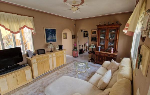 Casa independiente en calle Altos de la Marquesa