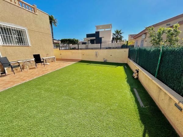 Casa independiente en calle Rio Deva