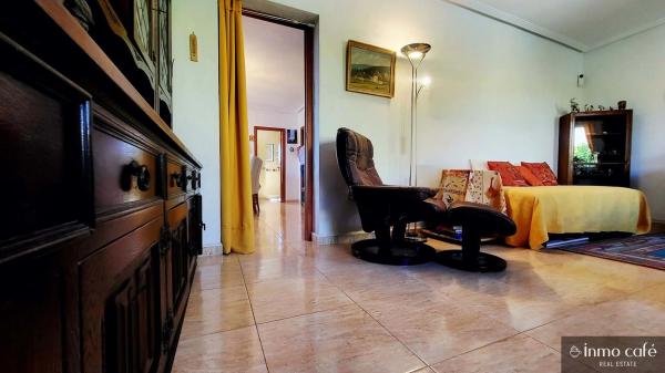 Casa independiente en calle de los Almendros