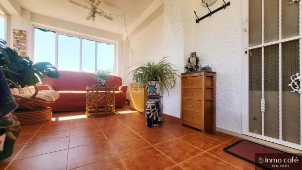 Casa independiente en calle de los Almendros