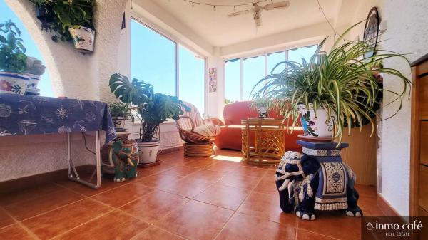 Casa independiente en calle de los Almendros