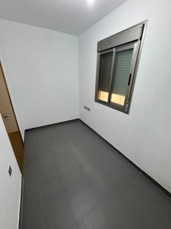 Piso en calle San Isidro, 57