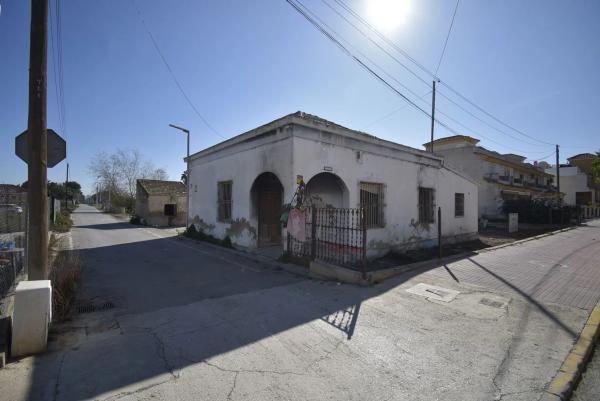 Casa independiente en avenida de Almoradí, 39 a
